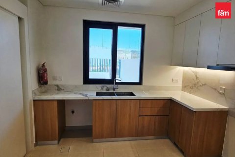 Adosado en Jebel Ali, Dubai, 4 dormitorios, 357.9 m², № 119013 - foto 7