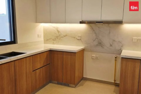 Adosado en Jebel Ali, Dubai, 4 dormitorios, 357.9 m², № 119013 - foto 3