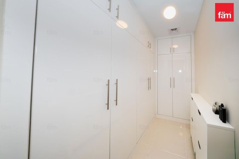 Apartment in Dubai Marina, Dubai 2 bedrooms, 129.7 sq.m. № 119019 - photo 14