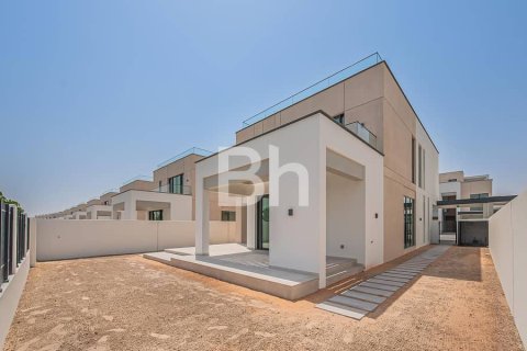 Villa in Arabian Ranches 3, Dubai 3 bedrooms, 418 sq.m. № 57815 - photo 3