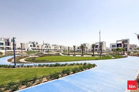 Villa en Dubai, 5 dormitorios, 616 m², № 70430 - foto 5