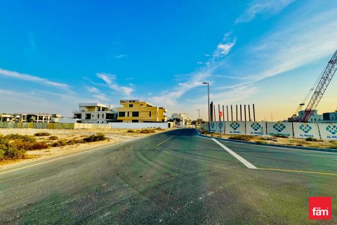 Купить земельный участок в Дубае: 951.6м², № 70427 - фото 2