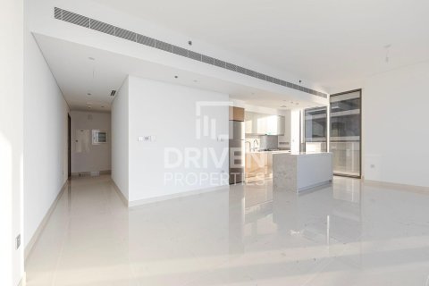 Appartement à EMAAR Beachfront, Dubai Harbour, Dubai, 2 chambres, 130 m², № 20335 - photo 1