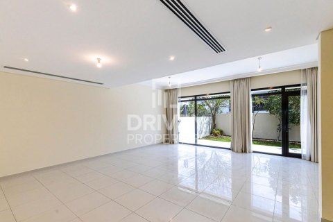 Townhouse in DAMAC Hills (Akoya by DAMAC), Dubai 3 bedrooms, 328 sq.m. № 20323 - photo 1