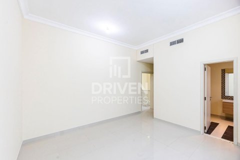 Townhouse in DAMAC Hills (Akoya by DAMAC), Dubai 3 bedrooms, 328 sq.m. № 20323 - photo 12