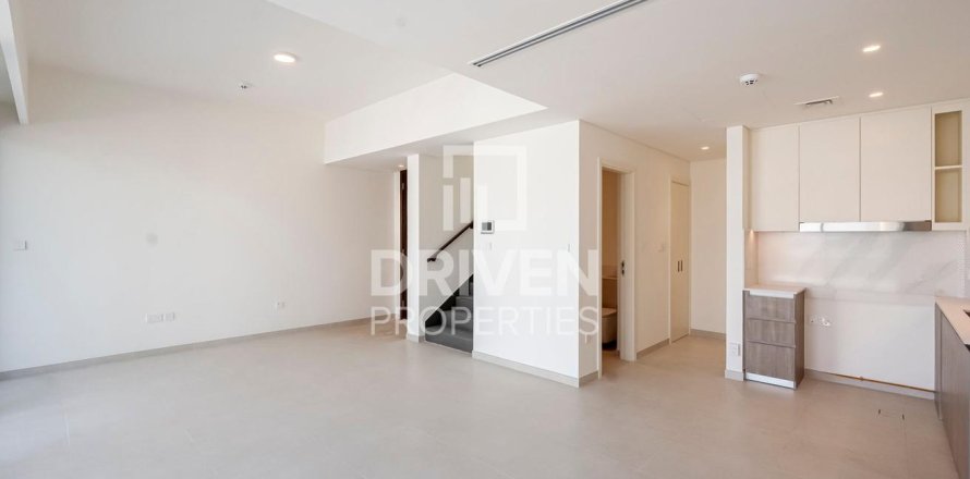 Вилла в The Valley, Дубай, 3 спальни, 174м², № 20325