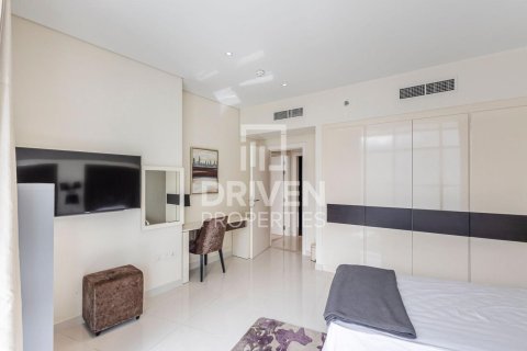 Apartment in Business Bay, Dubai 3 bedrooms, 210 sq.m. № 64818 - photo 11