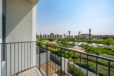 Townhouse in Sweden, The World Islands, Dubai 4 bedrooms, 216.92850500 sq.m. № 12623 - photo 8
