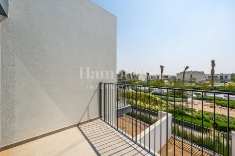 Townhouse in Sweden, The World Islands, Dubai 4 bedrooms, 216.92850500 sq.m. № 12623 - photo 9