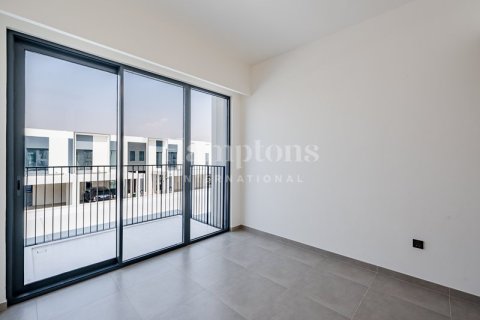 Townhouse in Sweden, The World Islands, Dubai 4 bedrooms, 216.92850500 sq.m. № 12623 - photo 17