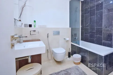 Apartamento en Palm Jumeirah, Dubai, 2 dormitorios, 124 m², № 62991 - foto 4