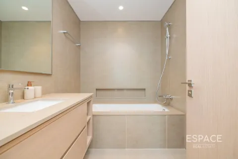 Appartement à Downtown Dubai (Downtown Burj Dubai), Dubai, 2 chambres, 104 m², № 62993 - photo 14