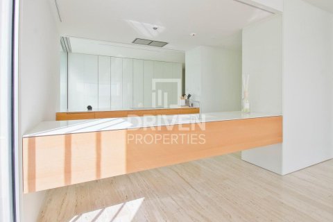 Apartment in The Crescent, Palm Jumeirah, Dubai 2 bedrooms, 184 sq.m. № 19843 - photo 15