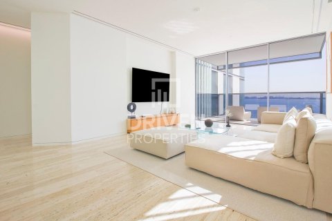 Apartment in The Crescent, Palm Jumeirah, Dubai 2 bedrooms, 184 sq.m. № 19843 - photo 2
