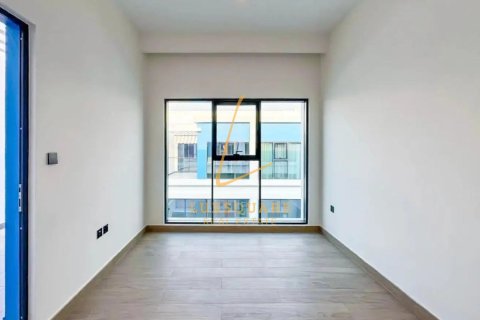 Снять в аренду виллу в Damac Lagoons, Дубай: 4 спальни, 144м², № 96532 - фото 13