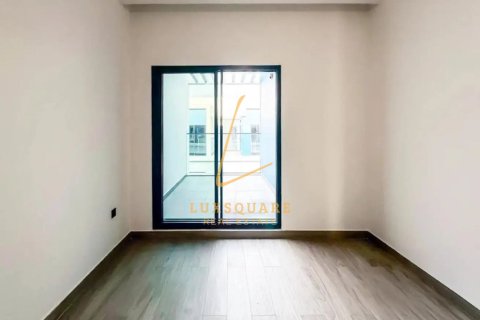 Снять в аренду виллу в Damac Lagoons, Дубай: 4 спальни, 144м², № 96532 - фото 9