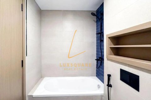 Снять в аренду виллу в Damac Lagoons, Дубай: 4 спальни, 144м², № 96532 - фото 15