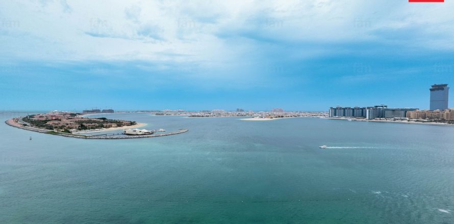 Apartamento en Dubai Harbour, Dubai, 3 dormitorios, 179 m², № 10952