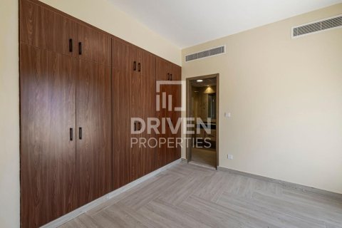 Снять в аренду виллу в Meadows, Дубай: 4 спальни, 385м², № 64698 - фото 7