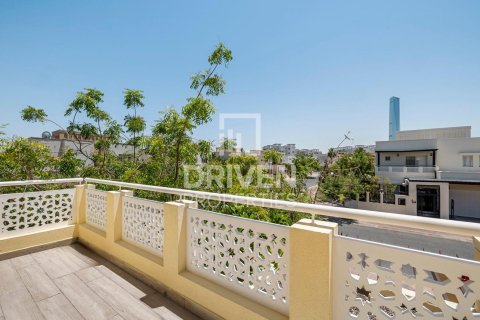 Снять в аренду виллу в Meadows, Дубай: 4 спальни, 385м², № 64698 - фото 16