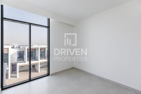 Villa in Arabian Ranches 3, Dubai 4 bedrooms, 143 sq.m. № 64693 - photo 14