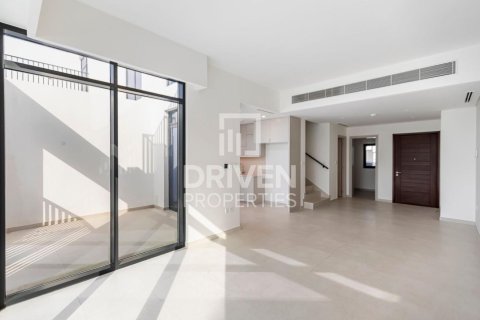 Villa in Arabian Ranches 3, Dubai 4 bedrooms, 143 sq.m. № 64693 - photo 5