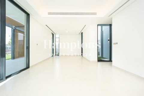 Villa in Arabian Ranches 3, Dubai 4 bedrooms, 447.99963369 sq.m. № 94504 - photo 3