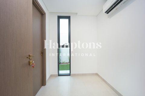 Villa in Arabian Ranches 3, Dubai 4 bedrooms, 447.99963369 sq.m. № 94504 - photo 12