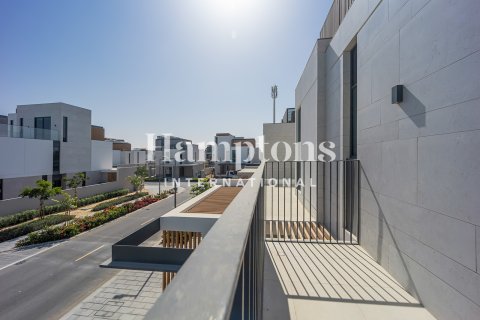 Villa in Arabian Ranches 3, Dubai 4 bedrooms, 447.99963369 sq.m. № 94504 - photo 24