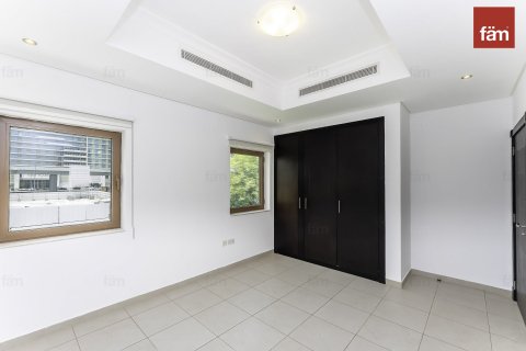Villa in Al Furjan, Dubai 3 bedrooms, 600 sq.m. № 50128 - photo 21