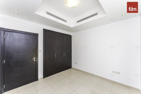 Villa in Al Furjan, Dubai 3 bedrooms, 600 sq.m. № 50128 - photo 6