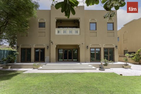 Villa in Al Furjan, Dubai 3 bedrooms, 600 sq.m. № 50128 - photo 1