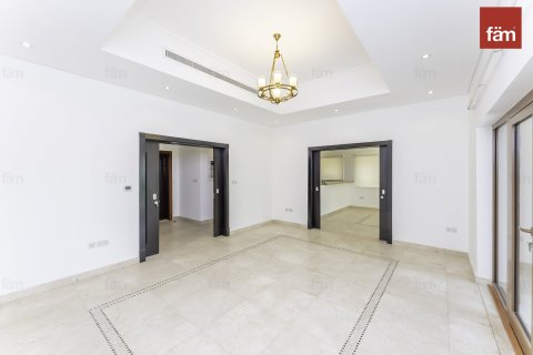 Villa in Al Furjan, Dubai 3 bedrooms, 600 sq.m. № 50128 - photo 2