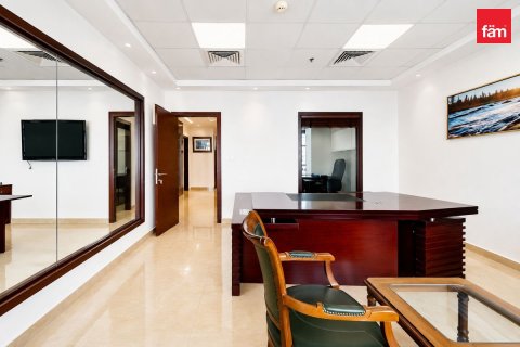 Bureau à Business Bay, Dubai, 110.7 m², № 124356 - photo 2