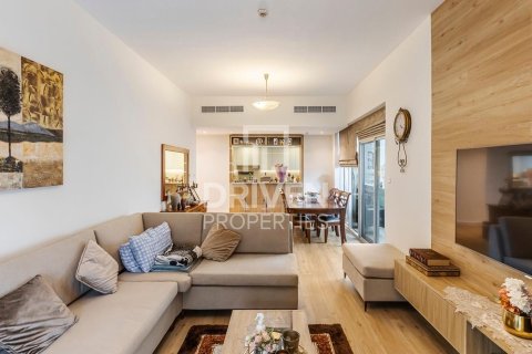 Apartment in Dubai Sports City, Dubai 2 bedrooms, 150 sq.m. № 87087