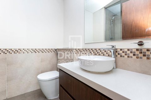 Apartment in Business Bay, Dubai 2 bedrooms, 84 sq.m. № 87088 - photo 13