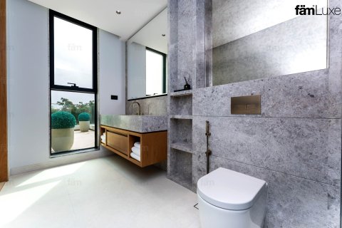 Villa en Dubai, 5 dormitorios, 711.6 m², № 97811 - foto 22