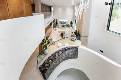 Villa en Dubai, 5 dormitorios, 711.6 m², № 97811 - foto 13