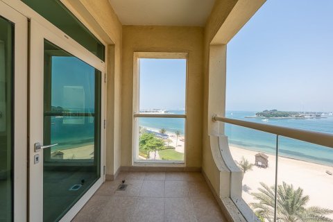 شقة في Shoreline Apartments, نخلة جميرا, دبي 2 غرف نوم, 183.46 م² رقم 3833 - صورة 17