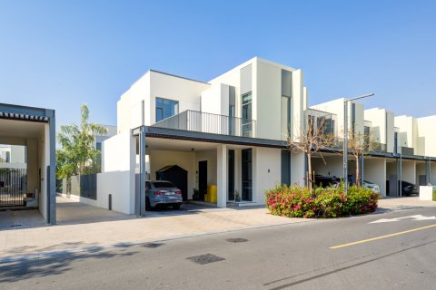 Townhouse in Dubai 4 bedrooms, 224 sq.m. № 96889 - photo 25