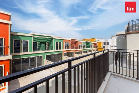 Villa en Dubai, 4 dormitorios, 144 m², № 141351 - foto 25