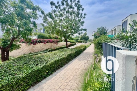 Villa à Dubai Hills Estate, Dubai, 4 chambres, 232 m², № 103315