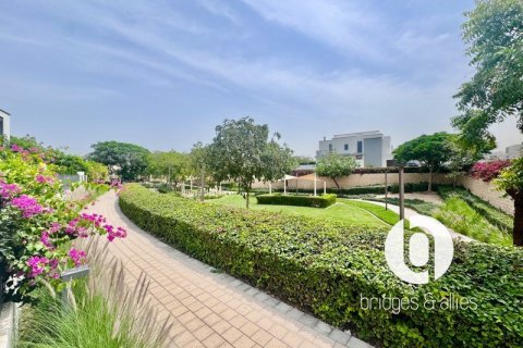 Villa à Dubai Hills Estate, Dubai, 4 chambres, 232 m², № 103315 - photo 9
