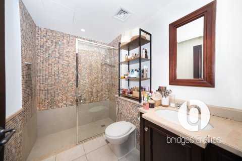 Appartement à Old Town, Dubai, 1 chambre, 112 m², № 103314 - photo 18