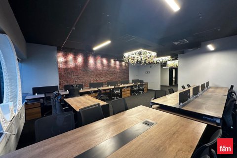 Снять в аренду офис в Бизнес-Бэе, Дубай: 102.9м², № 113507 - фото 9