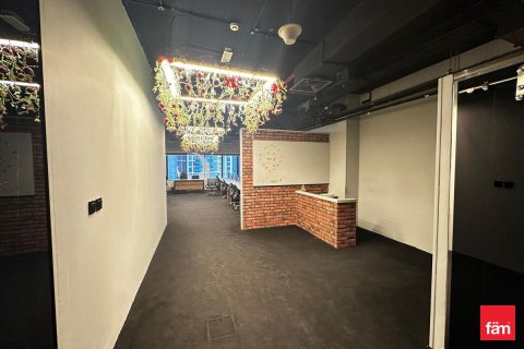 Снять в аренду офис в Бизнес-Бэе, Дубай: 102.9м², № 113507 - фото 13