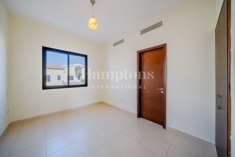 Снять в аренду таунхаус в Al Reem, Арабиан Ранчес, Дубай: 3 спальни, 201.59951000м², № 113510 - фото 8