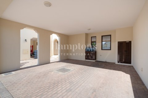 Снять в аренду таунхаус в Al Reem, Арабиан Ранчес, Дубай: 3 спальни, 201.59951000м², № 113510 - фото 20