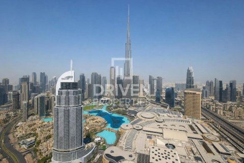 Apartamento en The Address Residence Fountain Views, Downtown Dubai (Downtown Burj Dubai), Dubai, 4 dormitorios, 328.88 m², № 136979 - foto 1