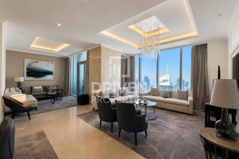 Apartamento en The Address Residence Fountain Views, Downtown Dubai (Downtown Burj Dubai), Dubai, 4 dormitorios, 328.88 m², № 136979 - foto 2